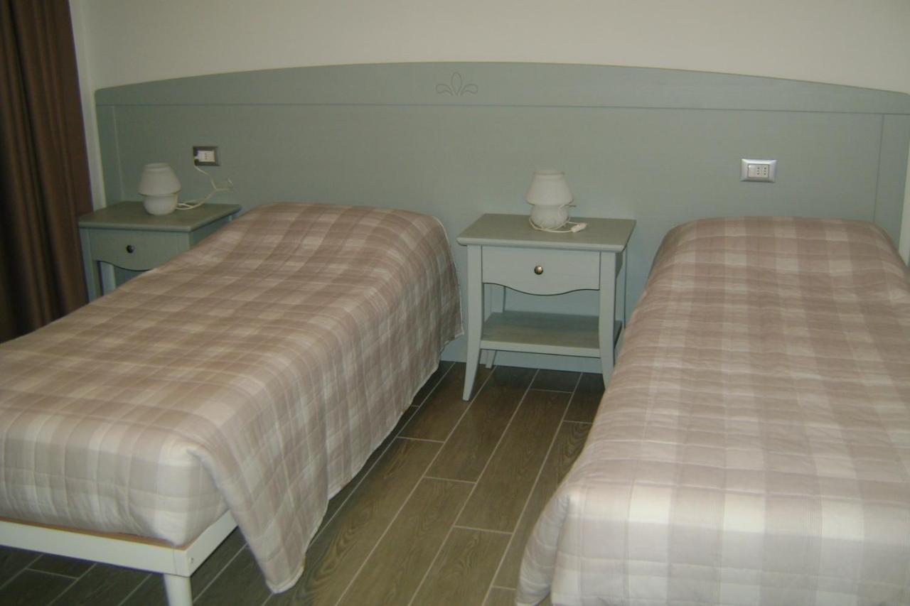 Affittacamere Rubino Guest House Ponte nell'Alpi Exterior photo