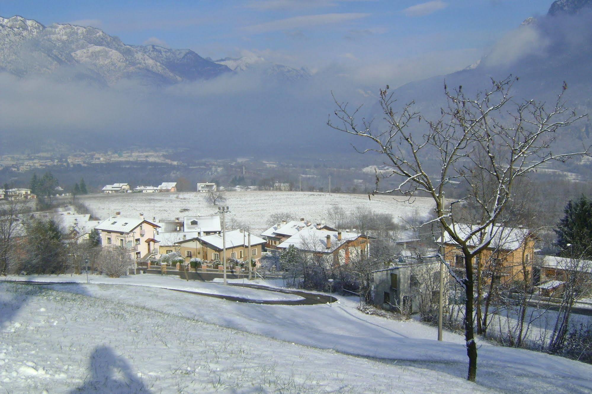Affittacamere Rubino Guest House Ponte nell'Alpi Exterior photo