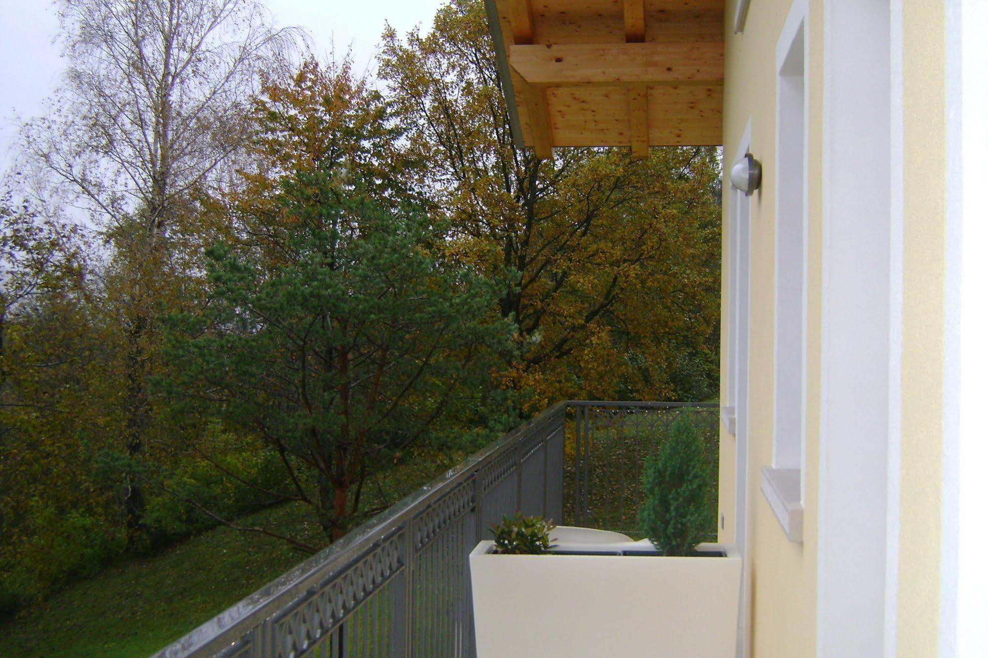 Affittacamere Rubino Guest House Ponte nell'Alpi Exterior photo